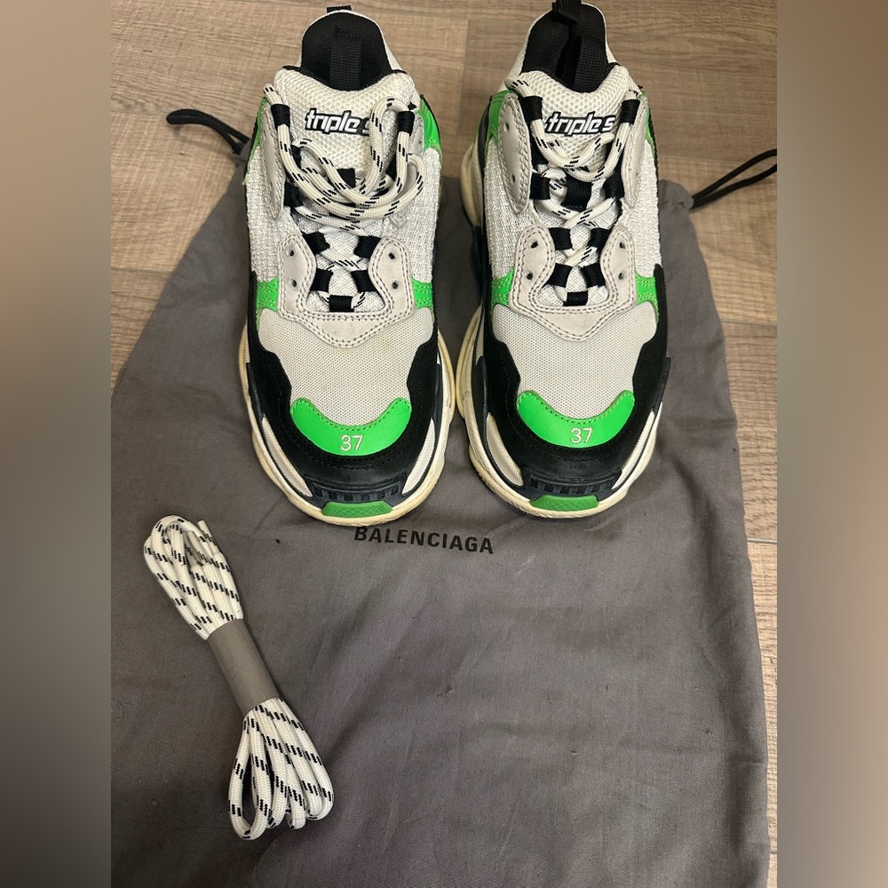 BALENCIAGA Triple S Sneakers